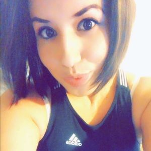 Meet your Posher, Noemi